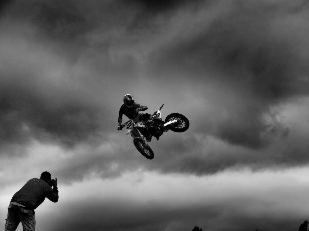 Вниманию скачивающих!   Копирование и распространение в интернете без разрешения автора запрещено! (смотрите, что такое авторское право).