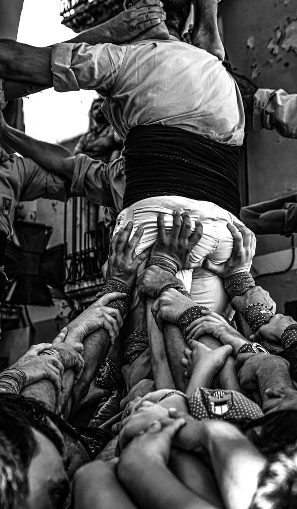 Photograph by OSCAR SAAVEDRA ROMERO