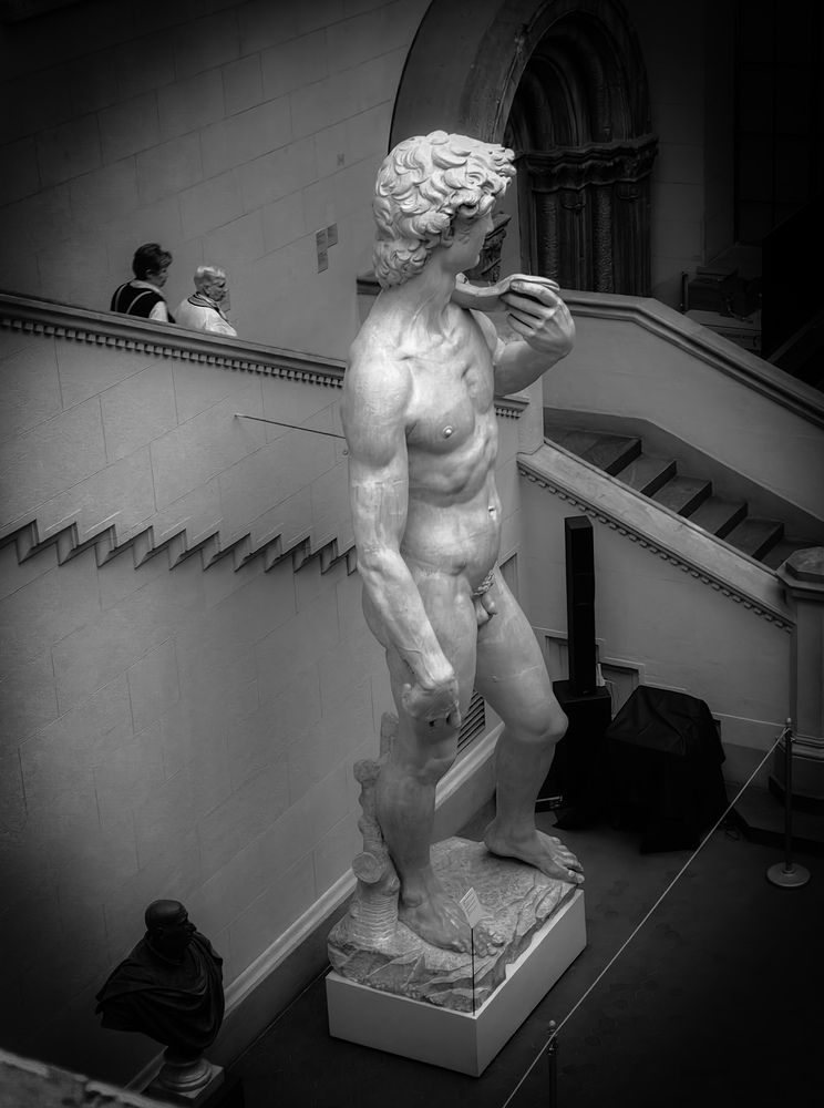 Сверху вниз