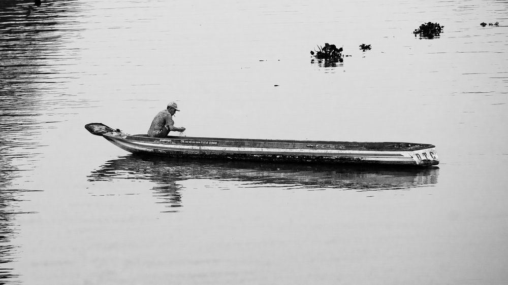 Photograph by Nguyễn Sơn