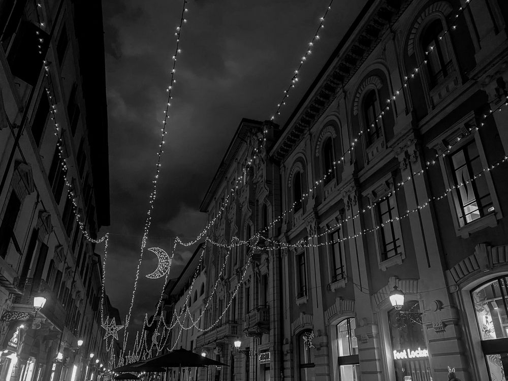 Christmas decorations in Pisa
