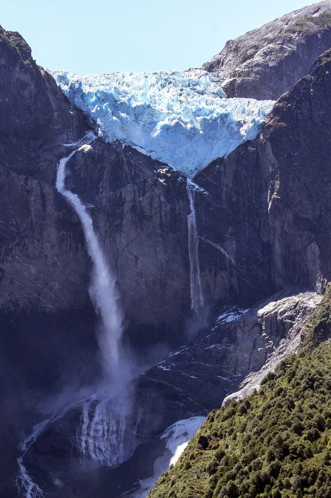 Photograph by Tibi Engelman