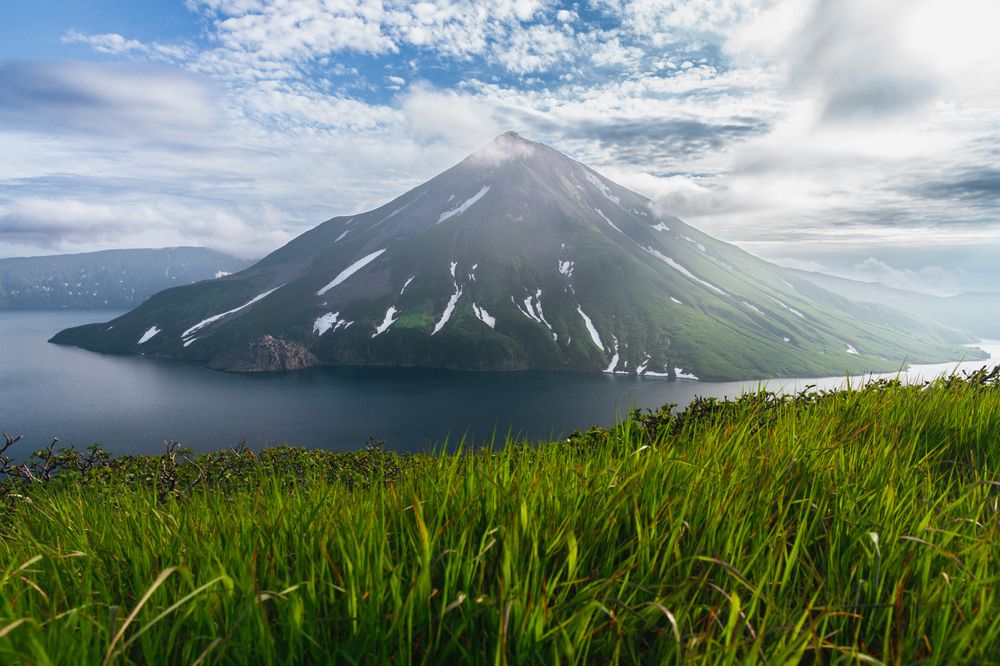 Вулкан Креницына. Онекотан