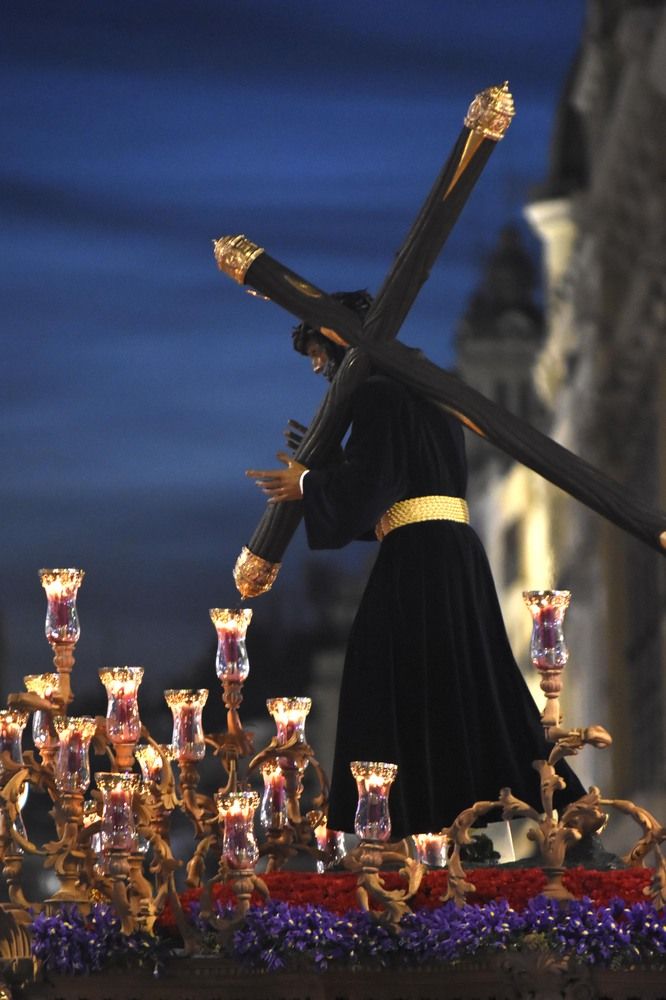 Photograph by Richard Zubelzu