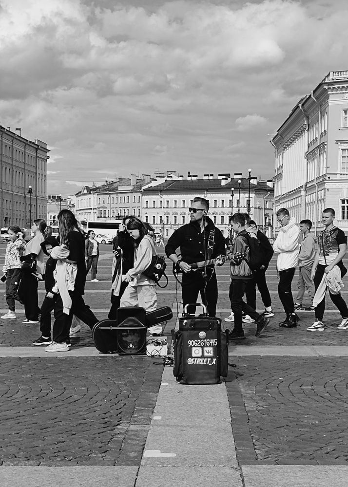 Уличный музыкант
