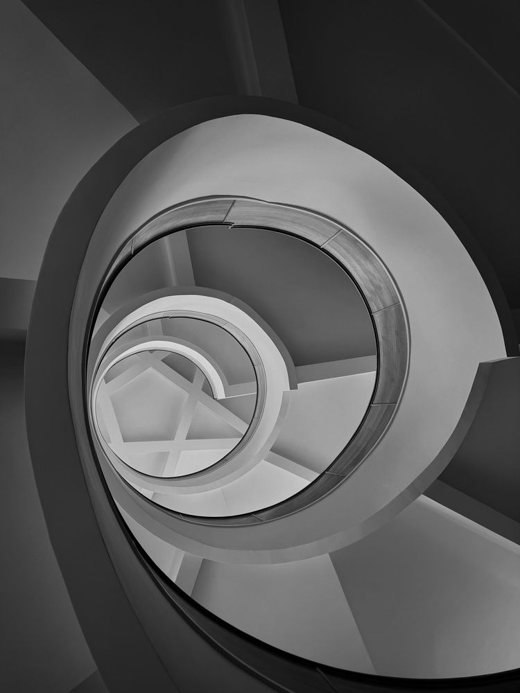 Фотография автора Евгения Елисеева