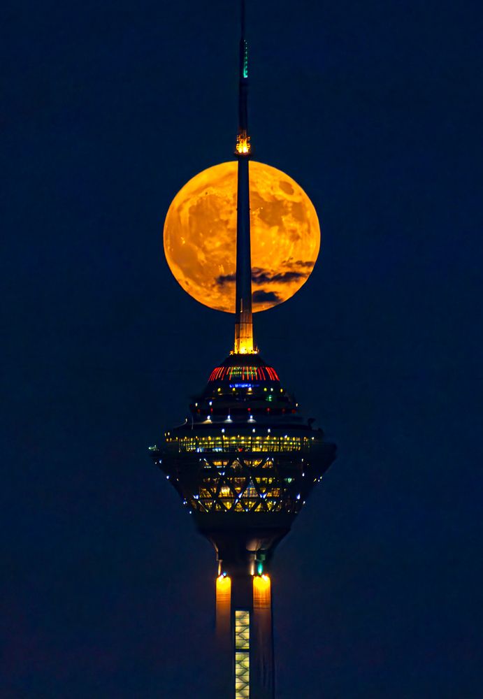 Photograph by Vahid Sabet