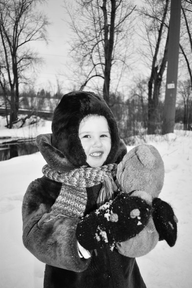 Девочка и мишка