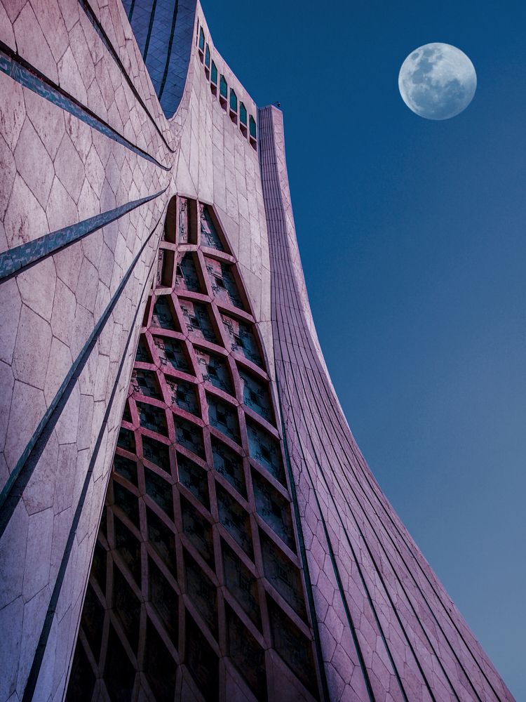 Фотография автора Salar Charmi