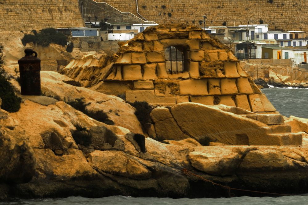 Photograph by Ernest Spiteri Gonzi