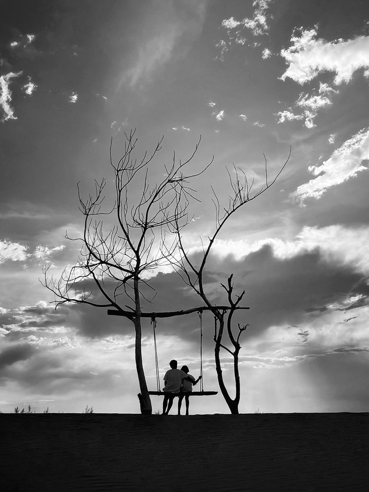 Photograph by Hoang Viet Nguyen