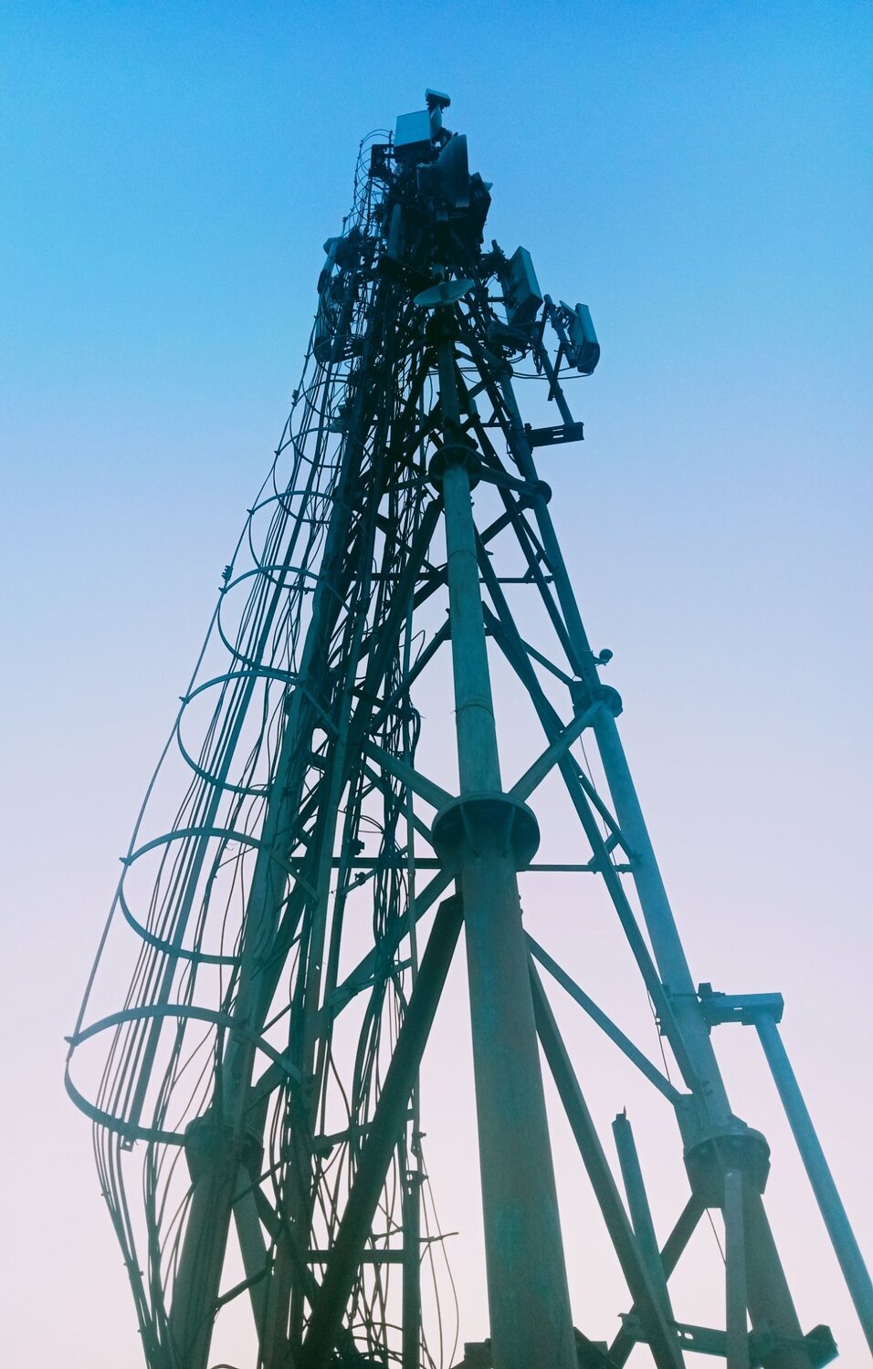 Network tower