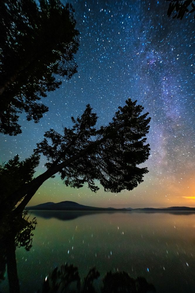 Звездная россыпь на озере Зюраткуль