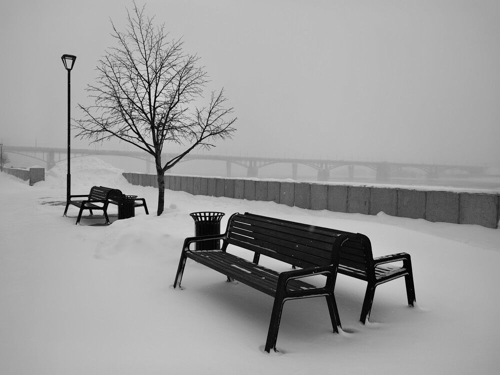 Набережная в непогоду