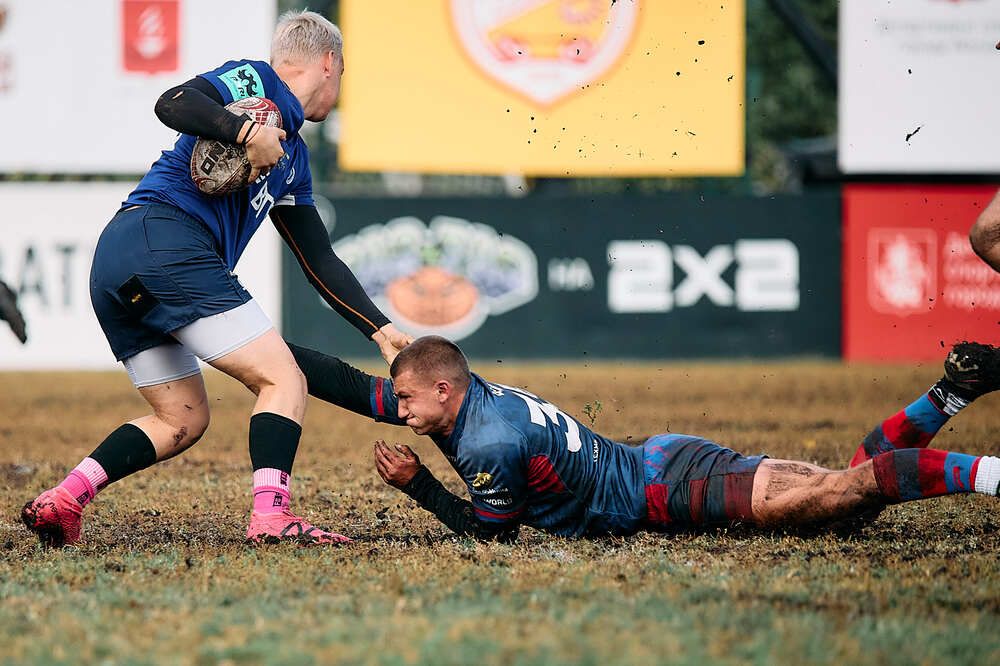 Photograph by Mikhail Khmelevskiy