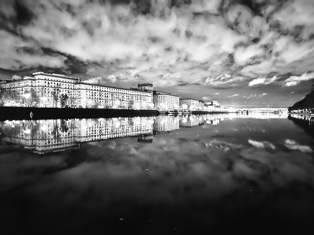 Photograph by Zakhar Lopatin