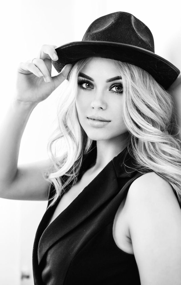 Photograph by Renata Gressai Rena