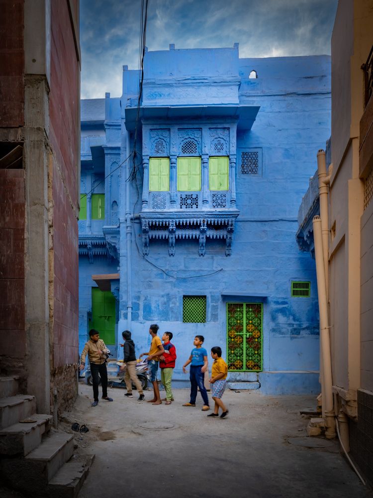 Синий город.