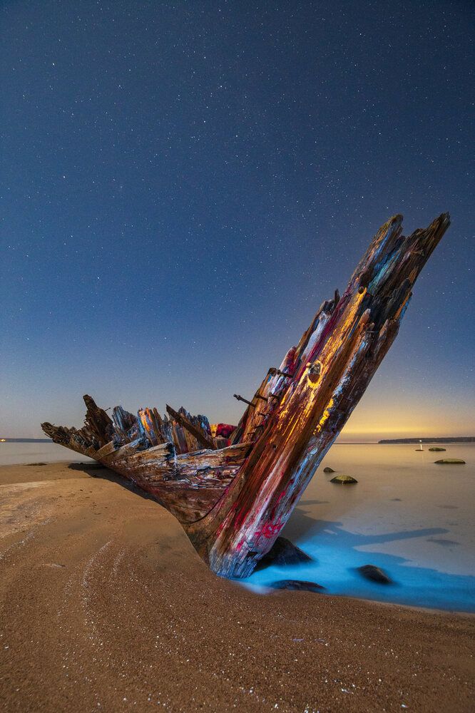 Photograph by Andres Papp