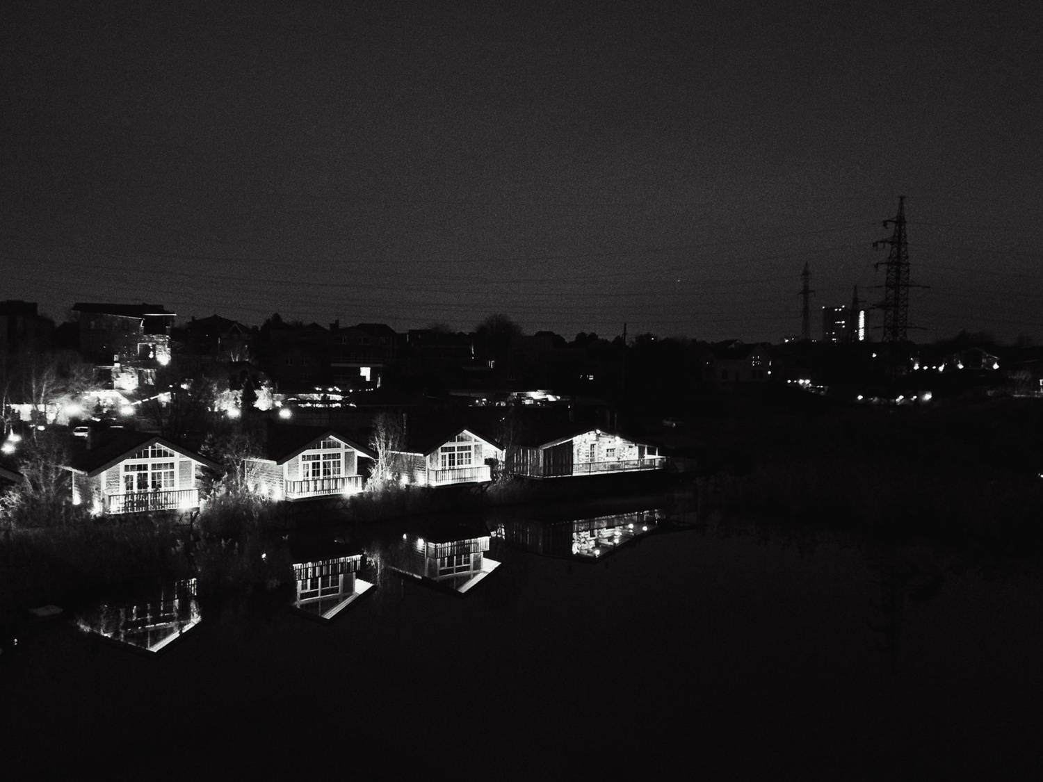 Photo #11886378