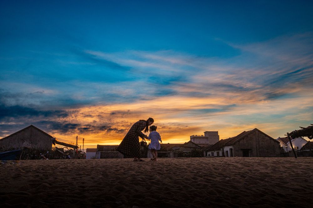 Sunset Bond: A Mother's Love