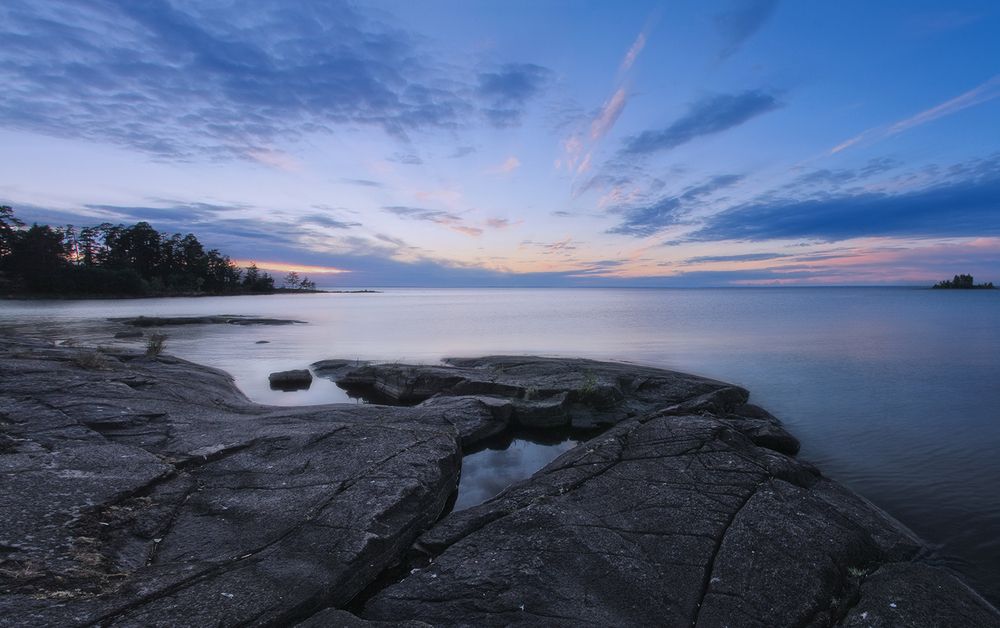 Каменный берег