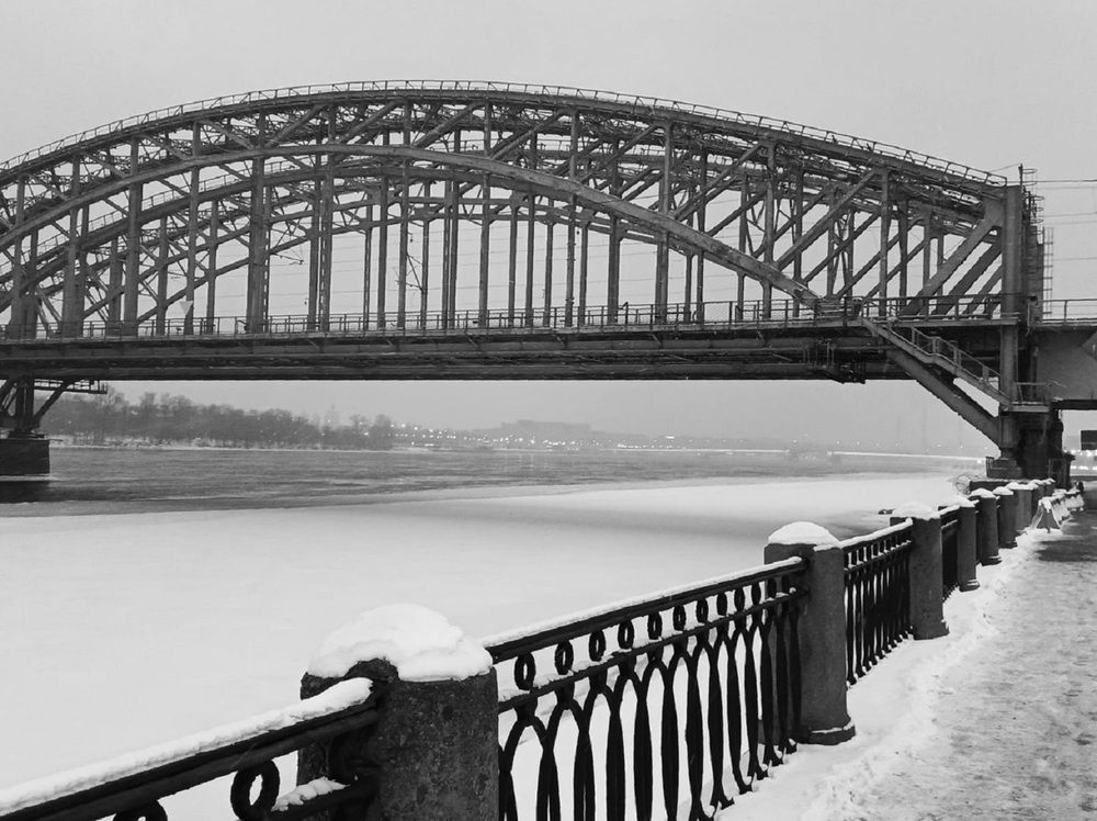 Мосты Невы