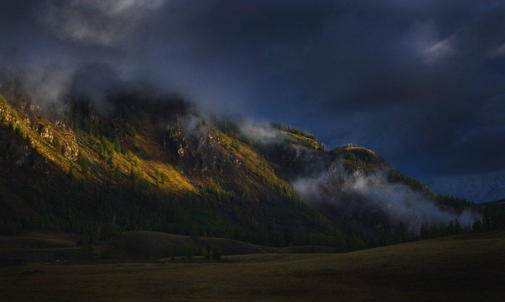 Здесь спят облака.