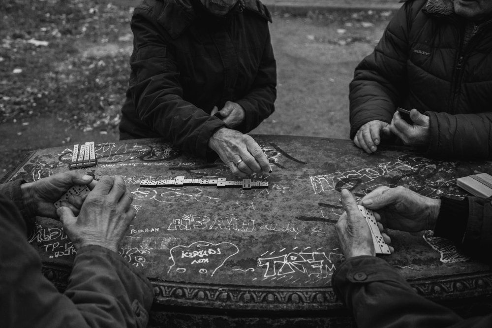 Стол поколений