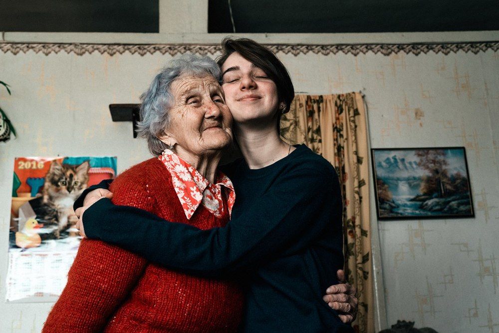 Настя с бабушкой