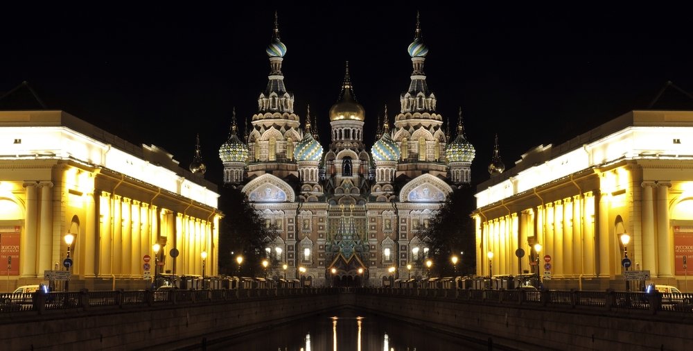 Спас на Крови и Русский музей Корпус Бенуа вариация на тему Отражения Санкт Петербург