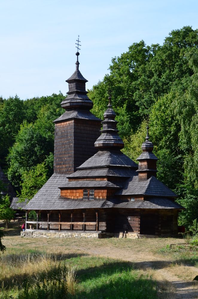 Церковь (Пирогово)