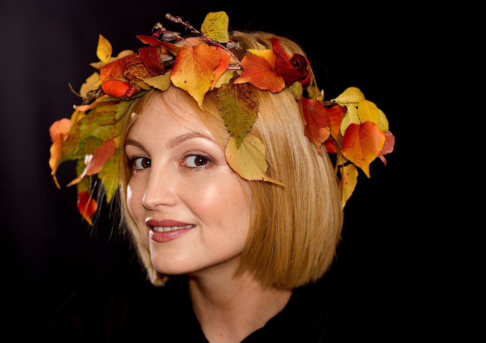 Женщина-осень