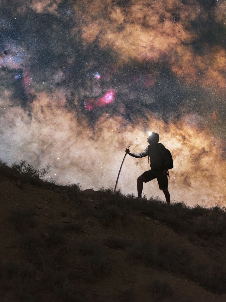 Walking through the Galactic Center