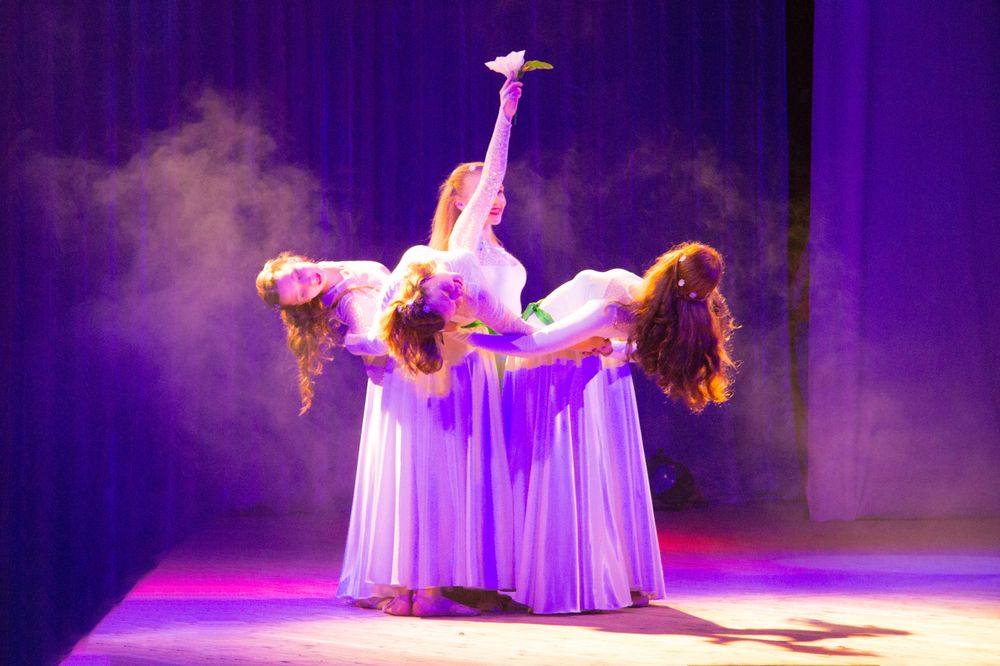 Photograph by Anton Hantov