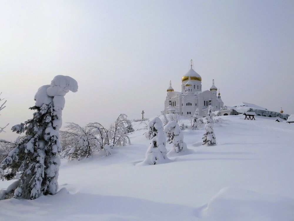 Белогорье. Монастырь.