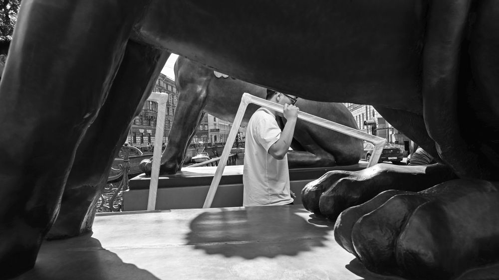 Между двух львов. На Банковском мосту.