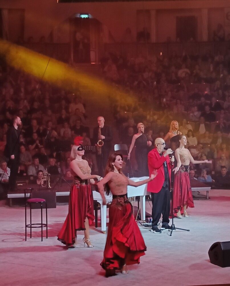 Фотография автора Елена Александрова