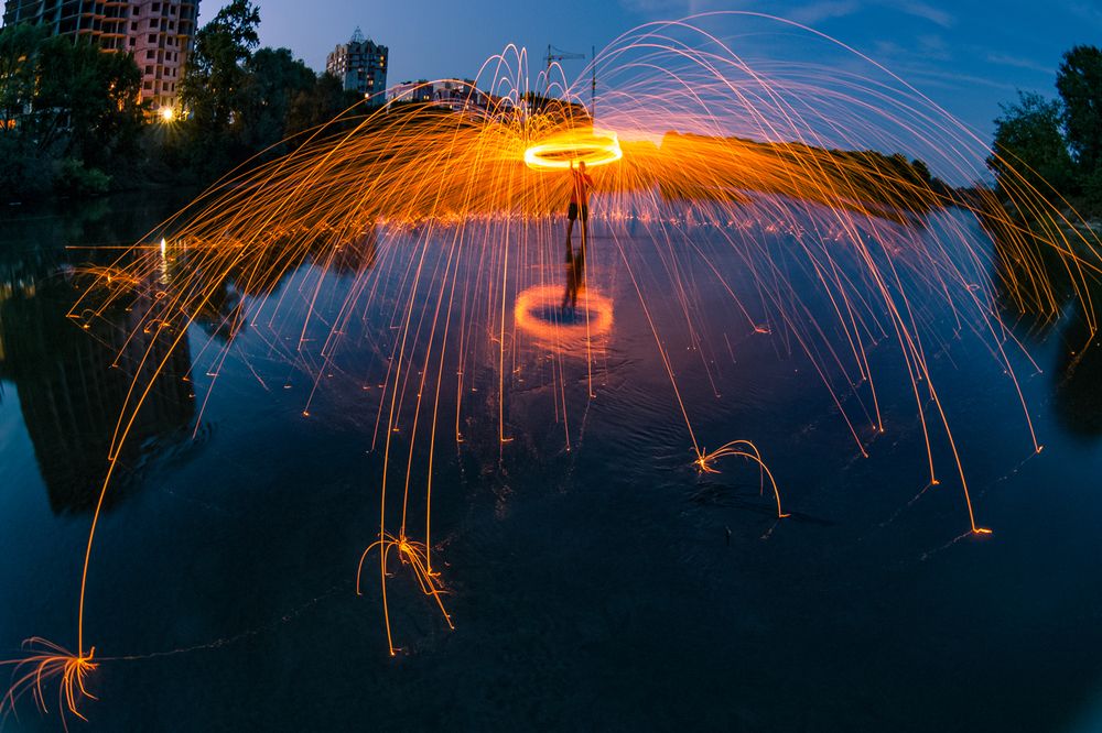 Огонь над водой