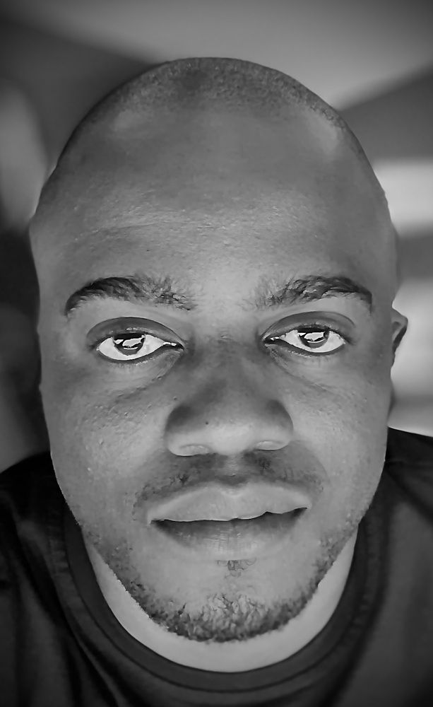 Фотография автора Johnpaul Katemana