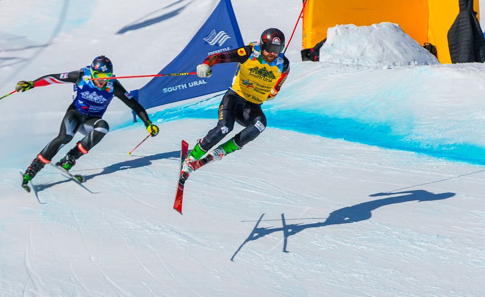 Фотография автора Олег Каргаполов