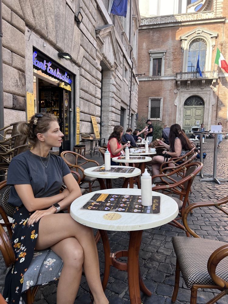 Фотография автора Арина Мясникова