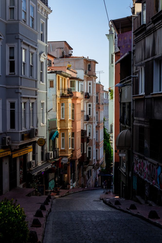 Фотография автора Денис Мартыновский