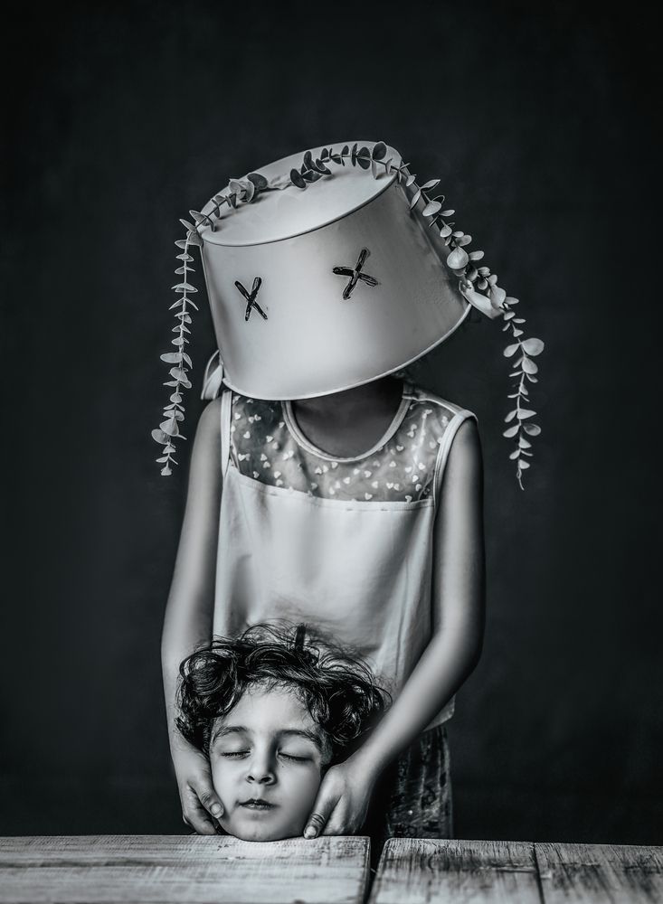 Between Freedom and Confinement