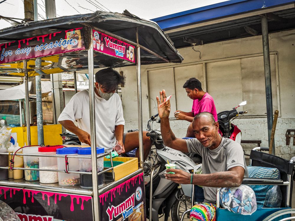 the life of Filipinos