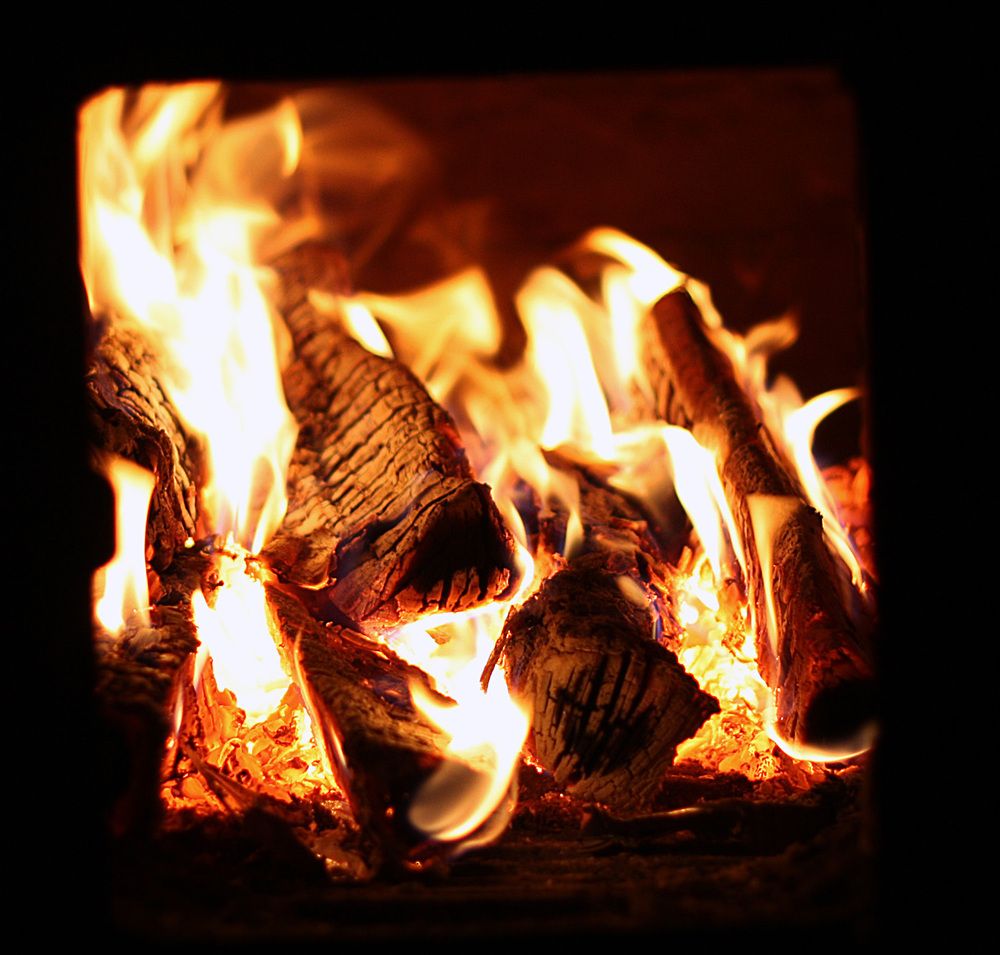 Огонь в печи