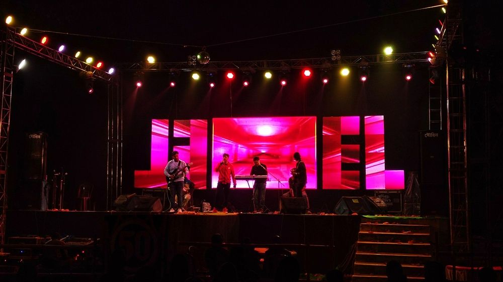 Music on stage