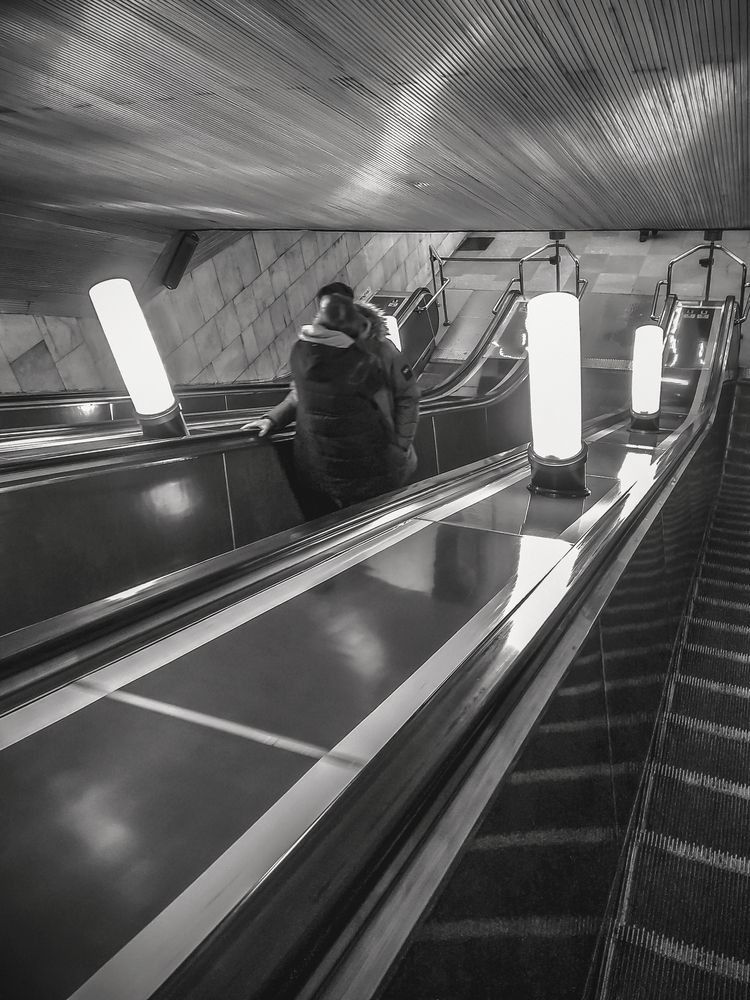 Поцелуи в метро