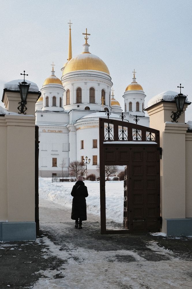 Дорога к храму.