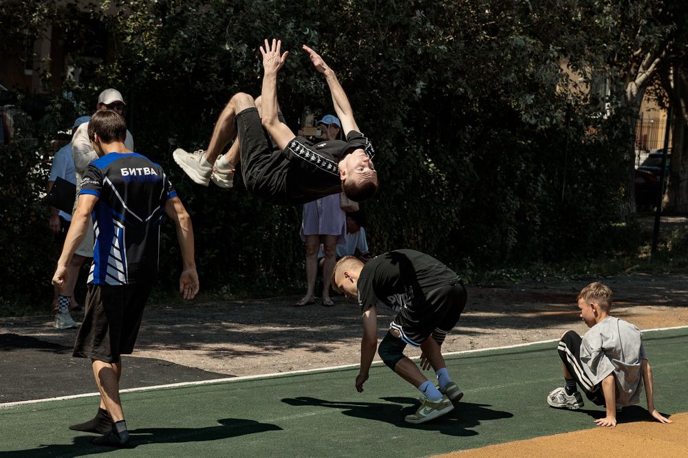 Фотография автора Александр Леонтьев